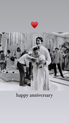 Navya shares pictures of Amitabh and Jaya Bachchan on 49th anniversary