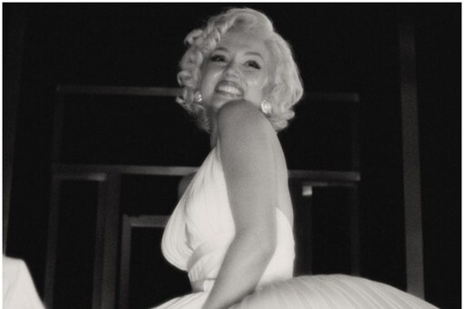 Ana de Armas in Blonde as Hollywood icon Marilyn Monroe.
