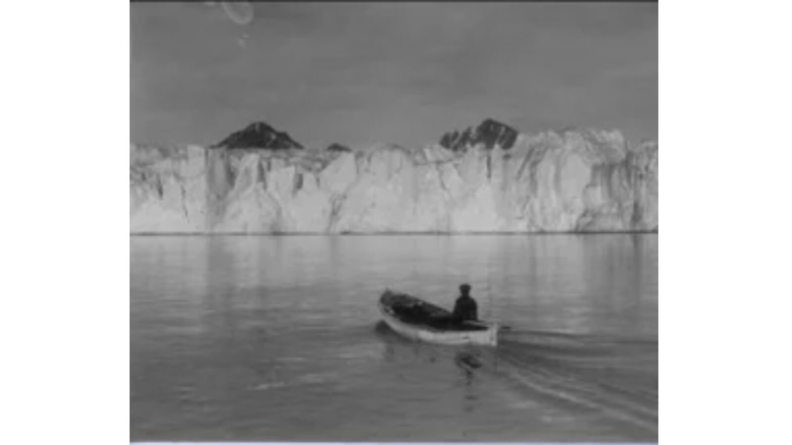 Then Vs Now Photographer Recreates 1918 Arctic Glacier Pic, Says