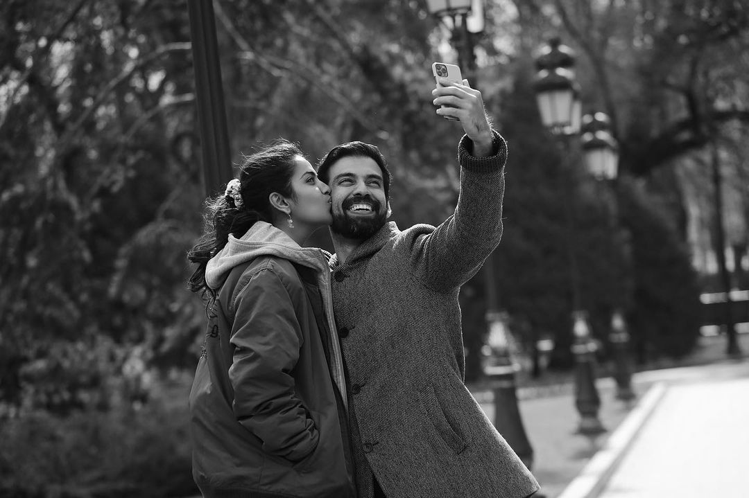 Avika and Milind are pictured together, spending a happy moment. Avika wished her boyfriend a happy birthday by posting this lovely photograph. (Image: Instagram)