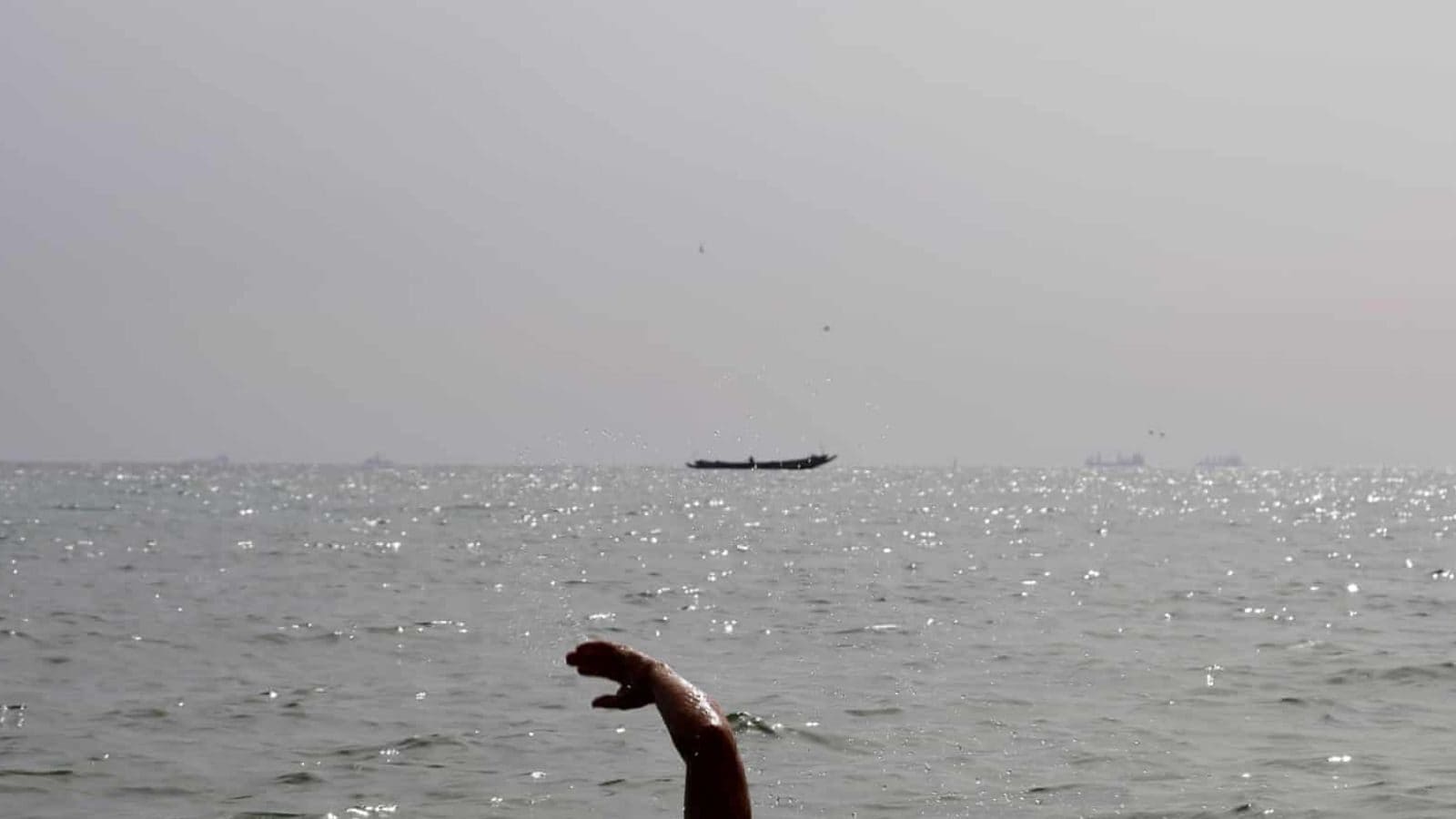 Madhya Pradesh: Three Boys Drown While Taking Bath in Well | India News ...