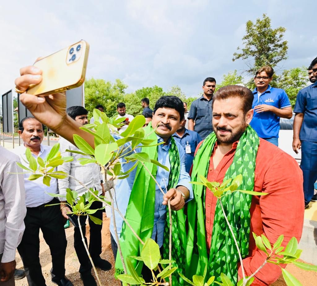 Salman Khan plants saplings in Ramoji Film City in Hyderabad. 