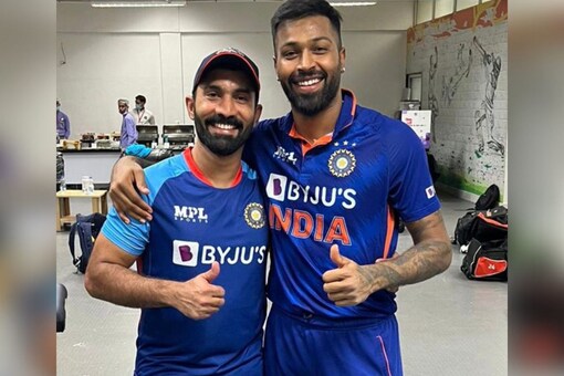 My Dino, You superstar': Pandya Lauds Karthik for his Match-winning Knock in Rajkot - See Pic
