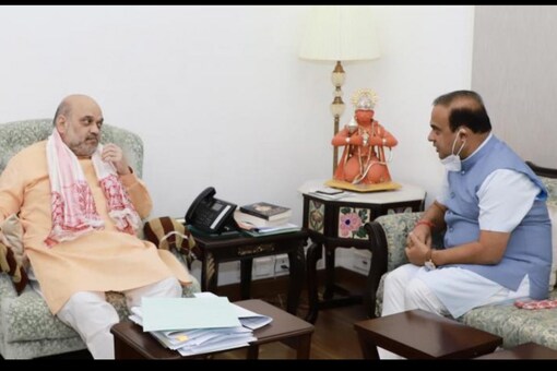 Party insiders say Himanta Biswa Sarma is capable of executing the operation smoothly. (Twitter)