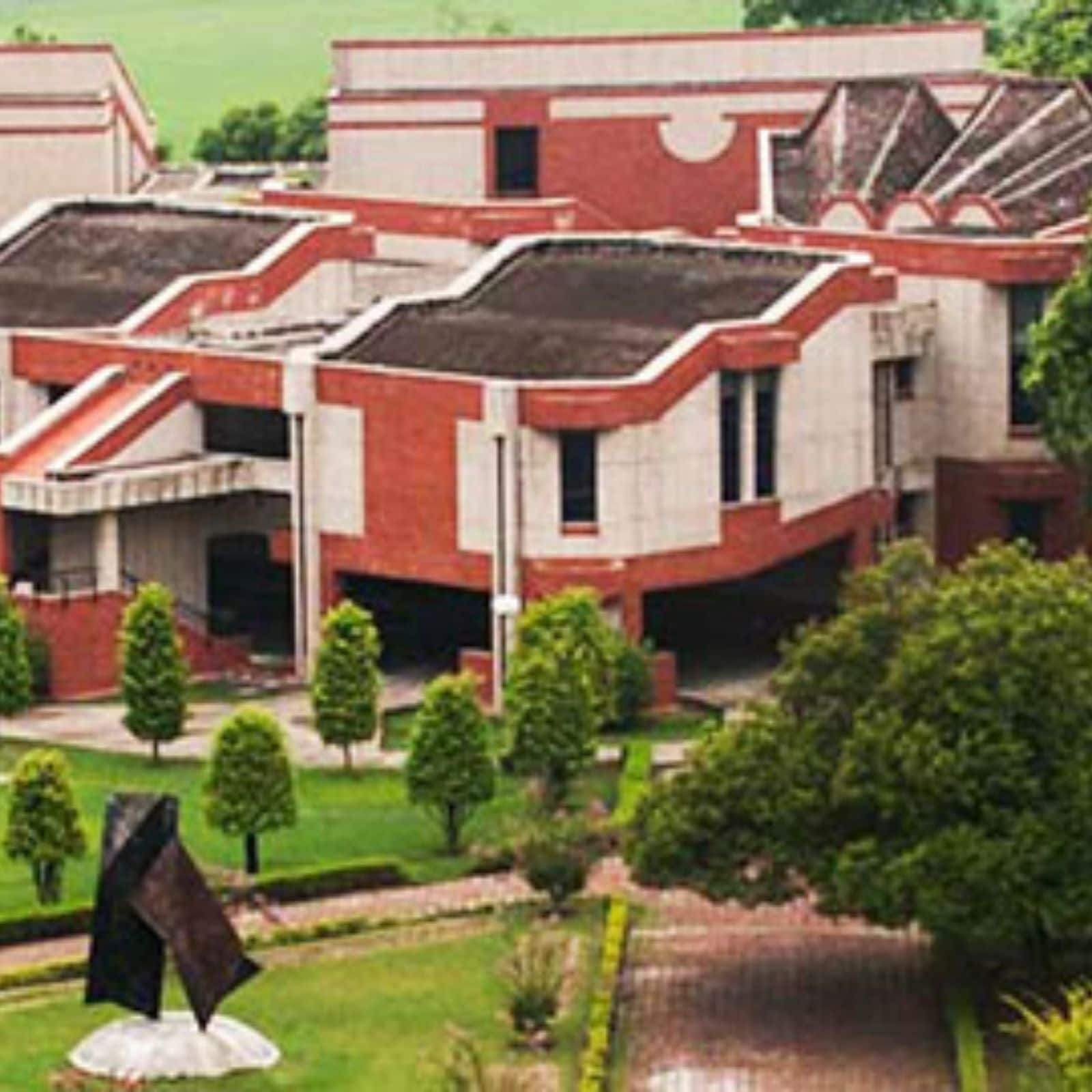 IIT Kanpur - Quantitative Finance & Risk Management Program