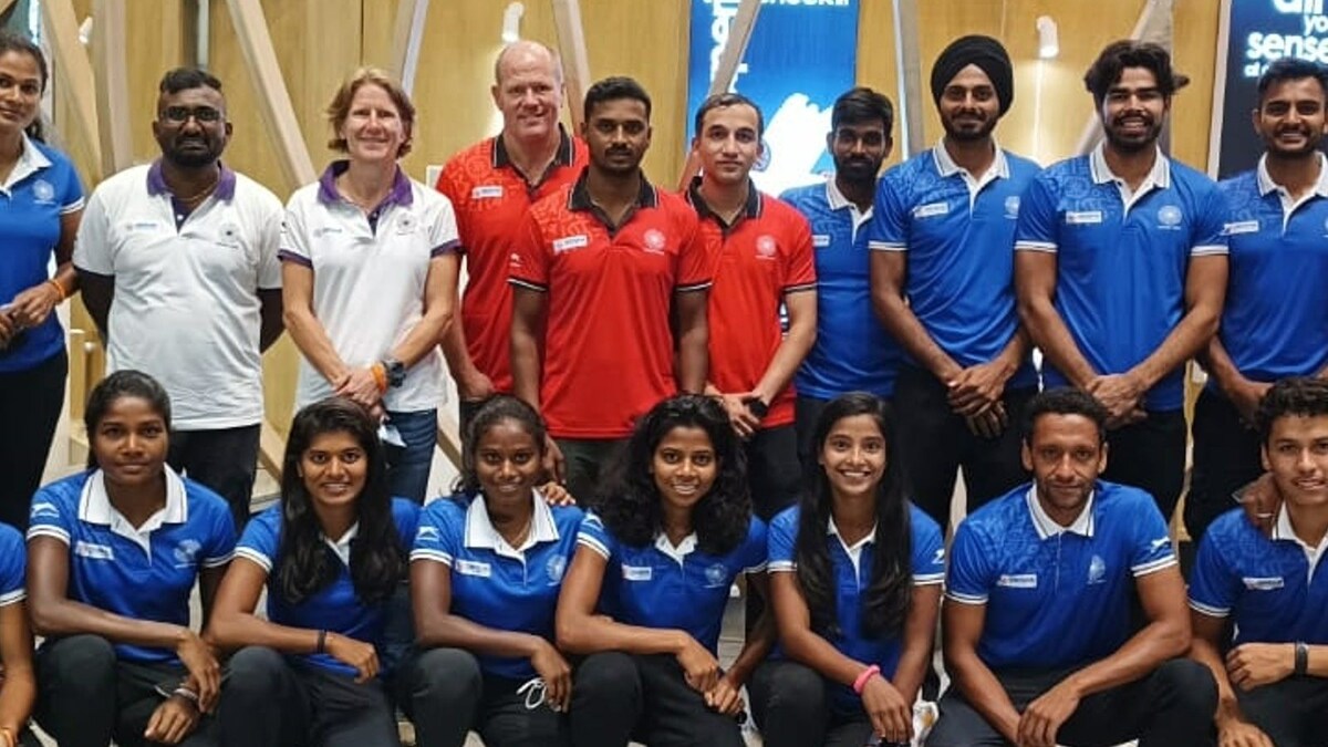 Indian Men's, Women's Teams Leave for Lausanne for FIH Hockey5s