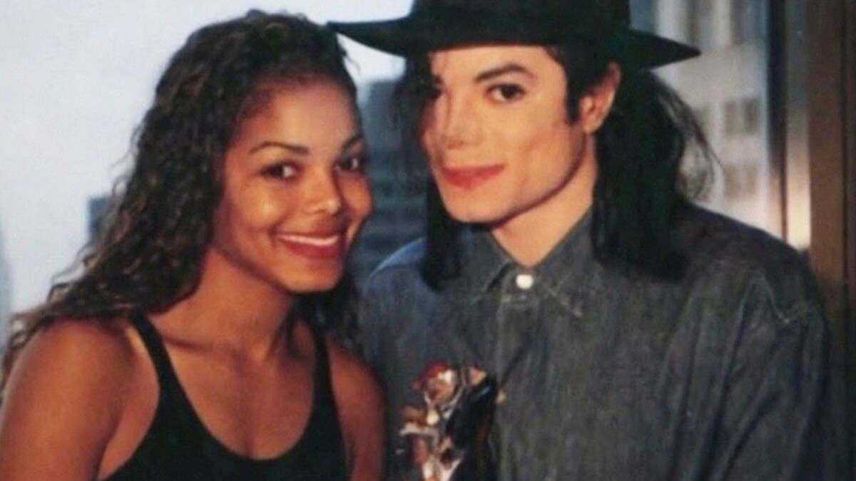 Janet Jackson Posts Throwback Picture With Brother Michael Jackson On His 13th Death Anniversary