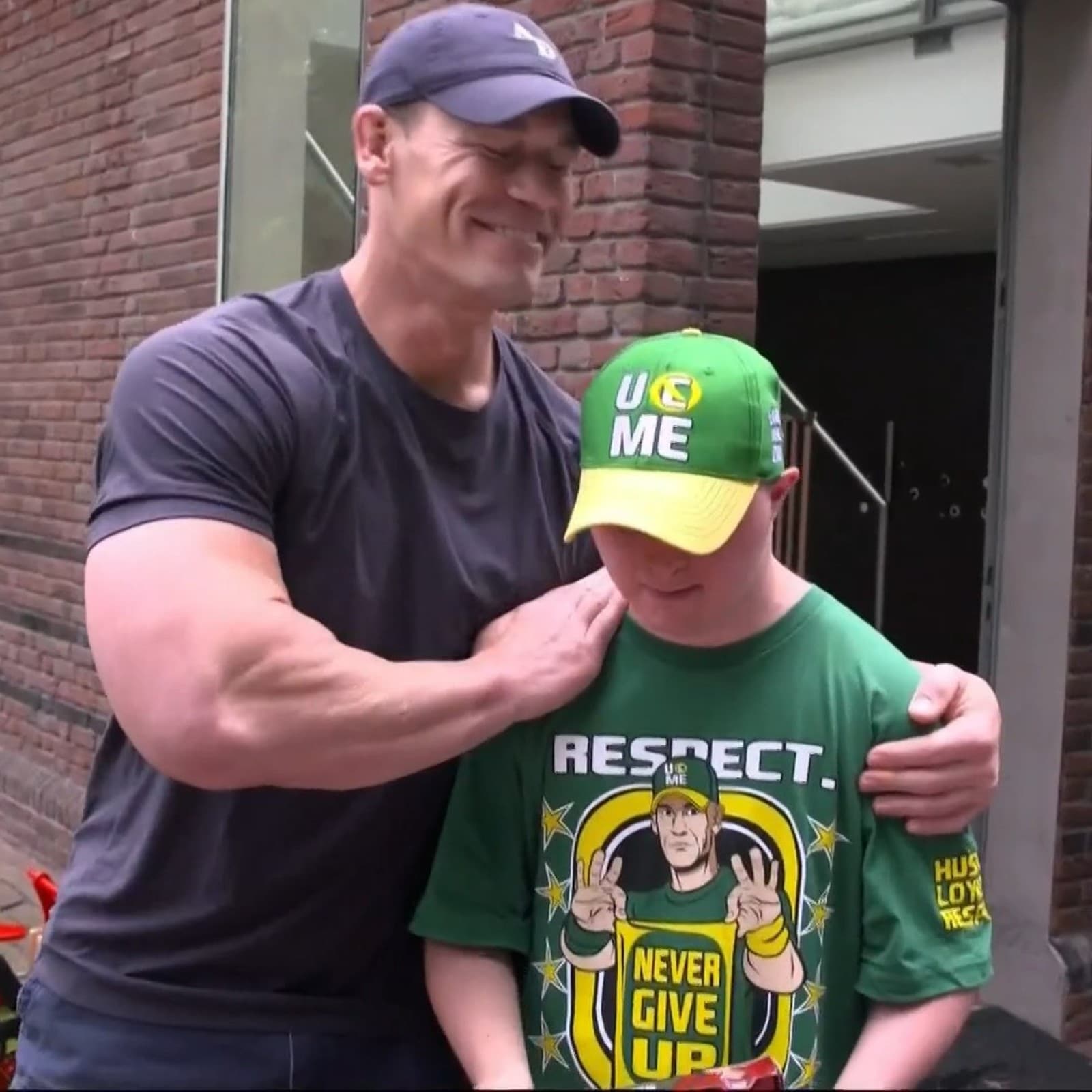 Cena Meets Fan Who Fled