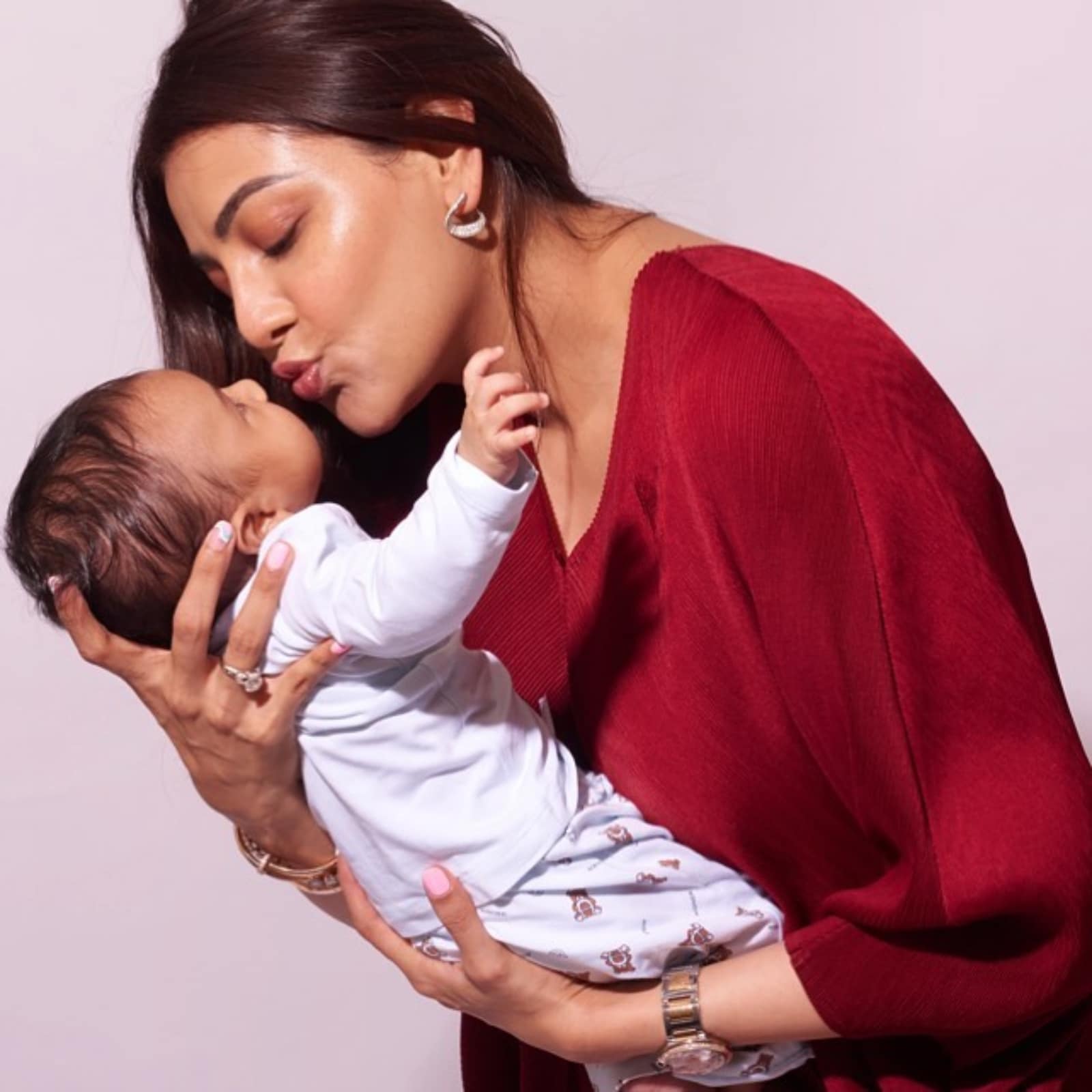 Kajal Aggarwal Kisses Son Neil in New Pic from Her Birthday Celebration;  Fans Call Them 'Cuties'