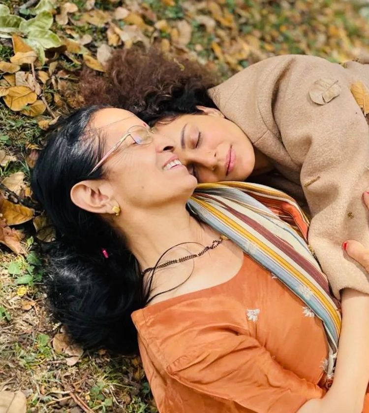 Kangana Ranaut embraces her mother during the family picnic. 