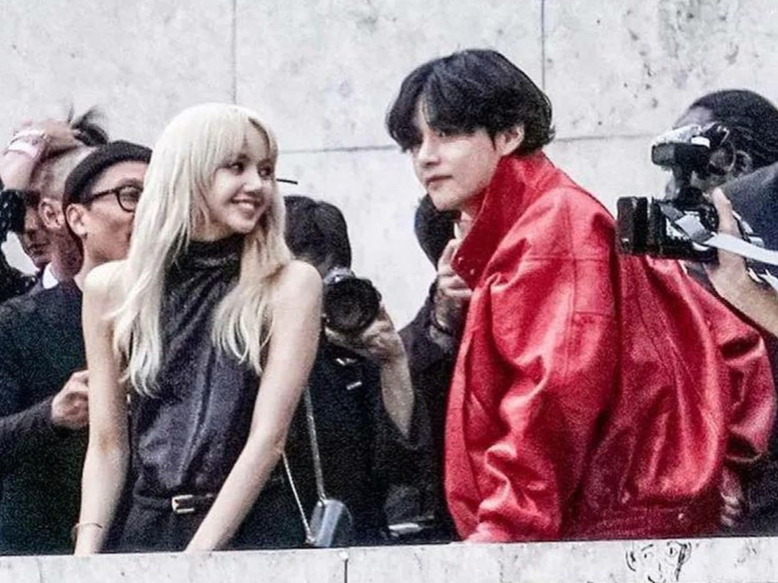 BTS's V, Park Bo Gum, And BLACKPINK's Lisa Are All Smiles As They