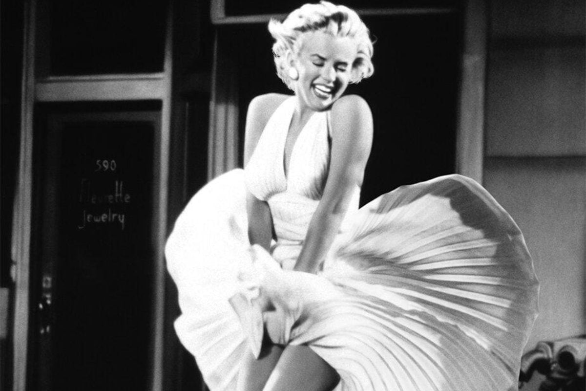 New Photo: Marilyn Monroe in Seven Year Itch, Famous White Dress - 6  Sizes!