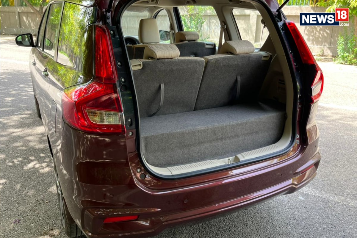 Maruti Suzuki Ertiga SCNG In Pics See Design, Interior, Features and More in Detail News18