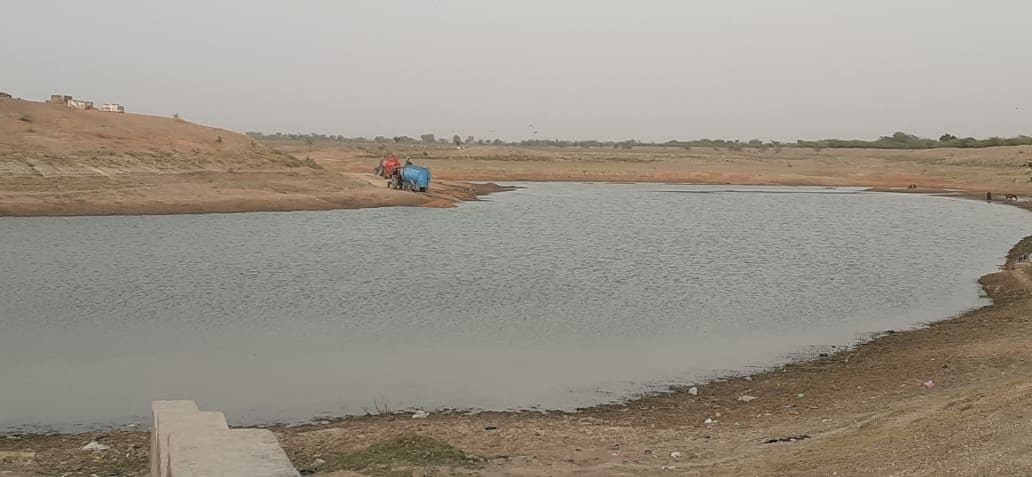 The available pond water remains unfit for drinking but the only source. (Image: SR Pareek)