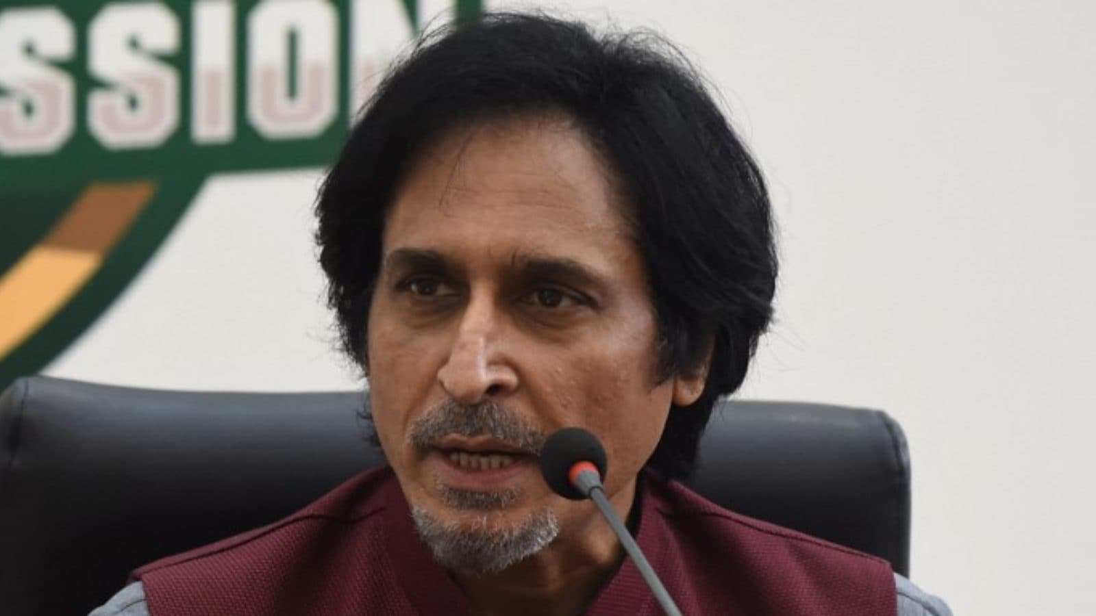 PCB chief Ramiz Raja shares puzzling tweet after Pakistan's T20 WC semi ...