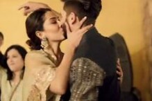 When Shahid Kapoor, Wife Mira Rajput Shared a Passionate Kiss in Sanah Kapur's Wedding; Watch Video