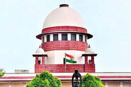 The SC had issued notices on the plea to the Centre and EC on January 25.(Representational image/News18 file)