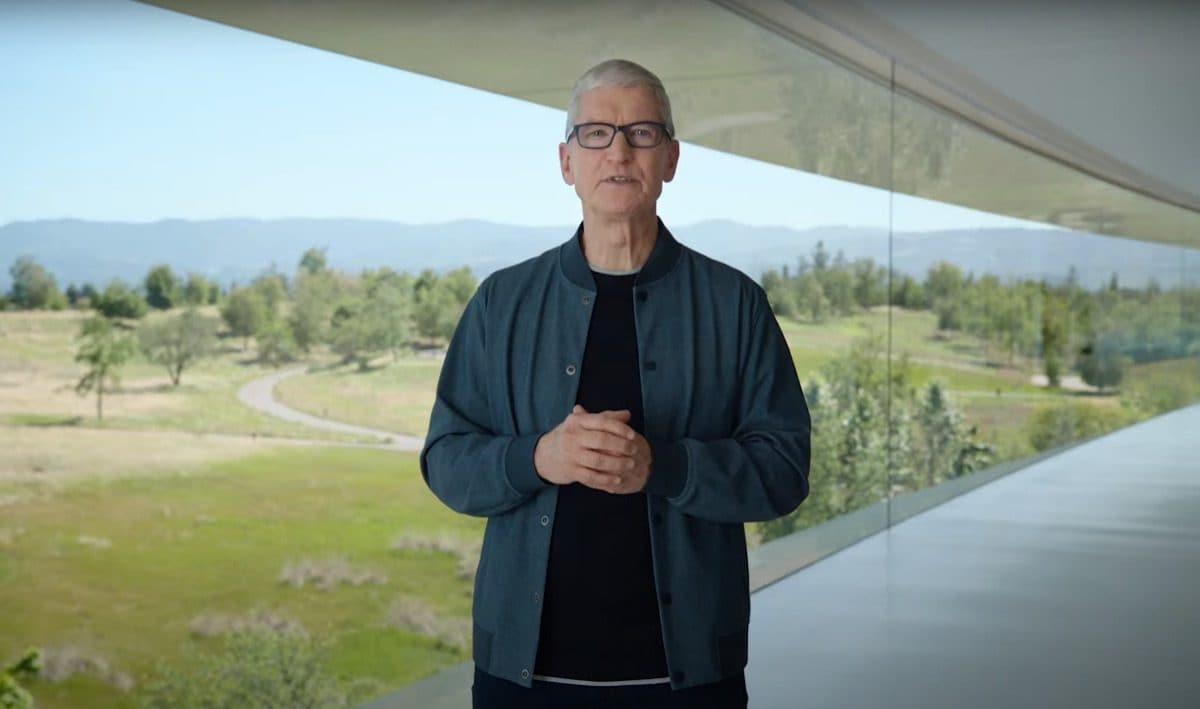 Apple CEO Tim Cook Shares The Lessons That Steve Jobs Taught Him