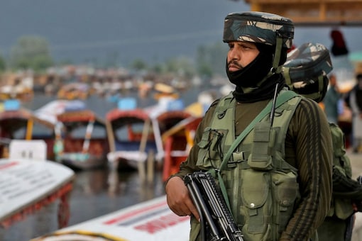 When CNN-News18 reached out to officials from the union territory administration, they said they are aware of the situation. However, despite numerous efforts to curb the rising drug menace at all levels, they fear that J&K stares at an approaching severe health crisis. (Representational image: Reuters)