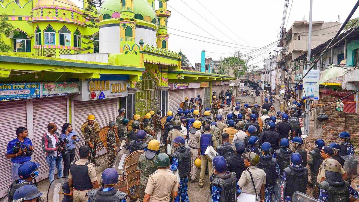 Prophet Row: Why Howrah Flare-Up Points Finger at West Bengal Police; How It Could Have Been Averted