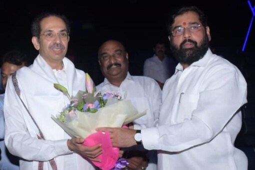 Eknath Shinde (extreme right) with CM Uddhav Thackeray. (Twitter)