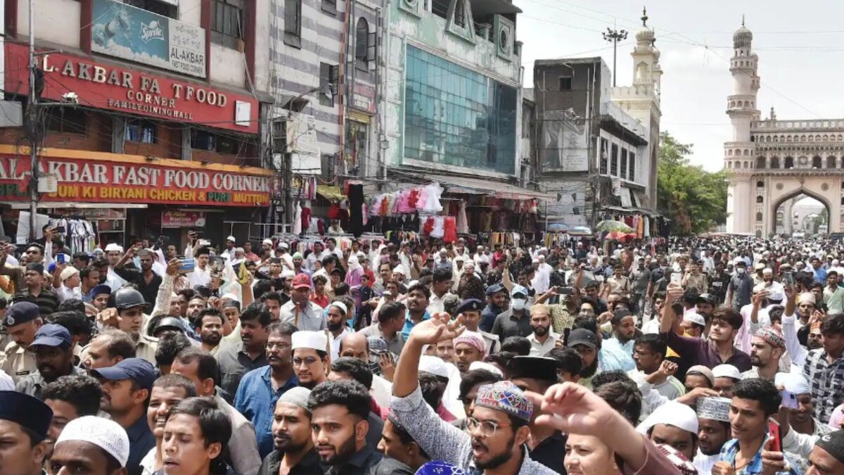 Prophet Remark Row: Protests in Delhi, UP Among Other States Post Friday Prayers