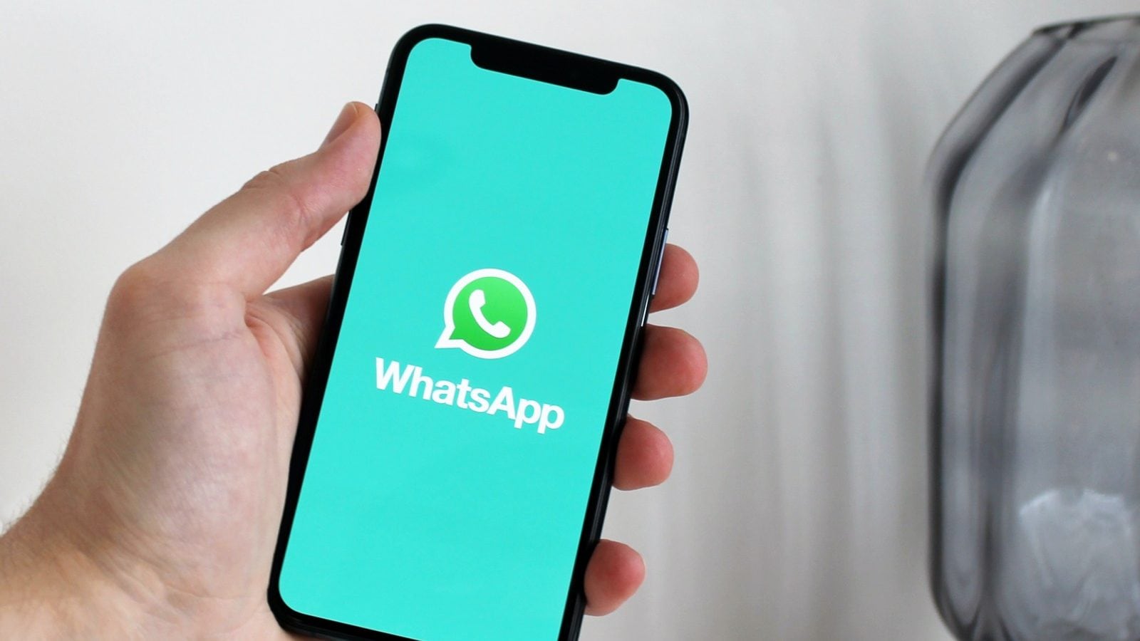 Read more about the article WhatsApp Quashes Data Breach Concerns, Says No Evidence Of Any Leak