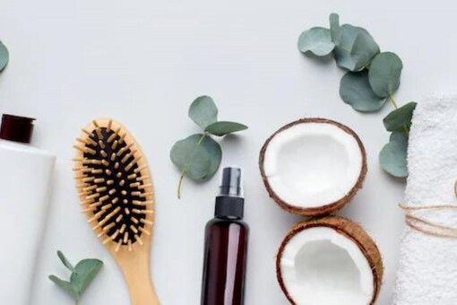 How Coconut Oil Benefits Hair And How You Can Make It At Home How Coconut Oil Benefits Hair And How You Can Make It At Home