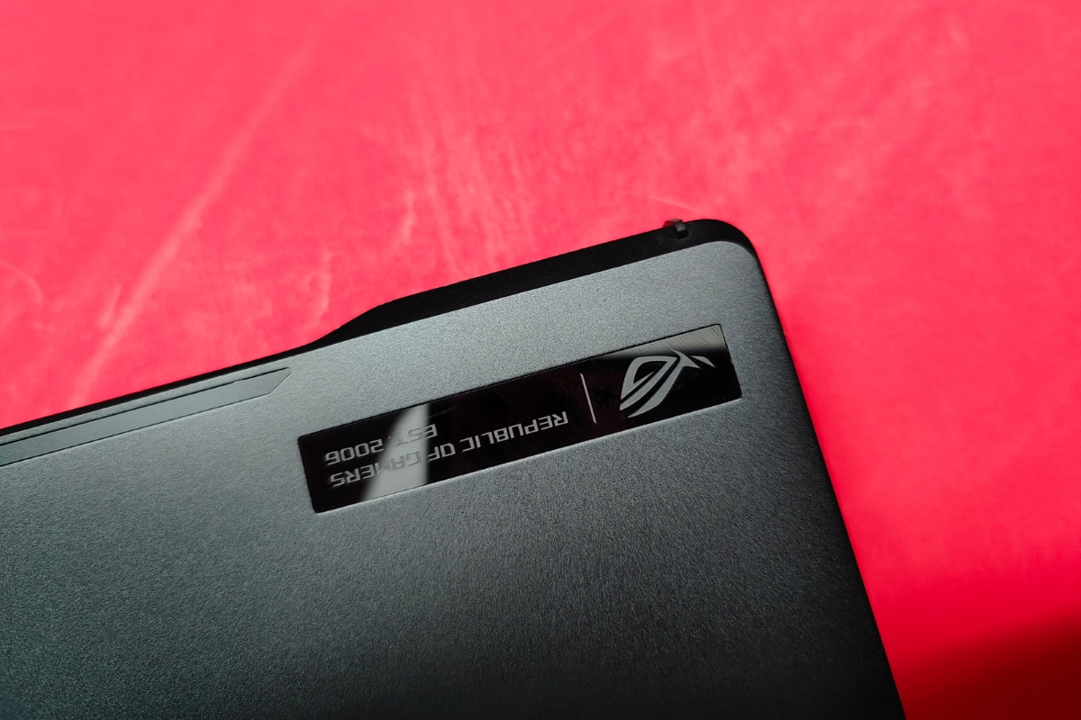 The Asus ROG Zephyrus M16 has a hard plastic back panel. (Image Credit: News18/ Darab Mansoor Ali)