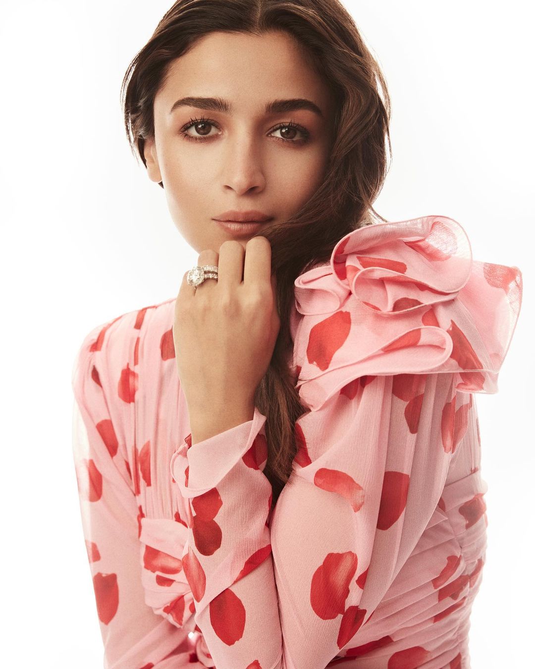 Alia Bhatt Is Beauty To Behold In Her Pink Outfit For Koffee With Karan 7 (Photo: Instagram)