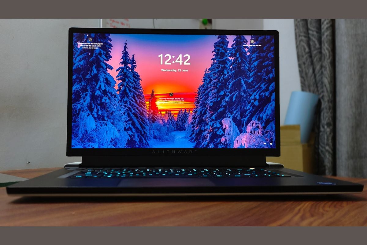 The Alienware X17 R1 comes with a 17.3-inch display with up to 360Hz refresh rate. (Image Credit: News18/ Darab Mansoor Ali)