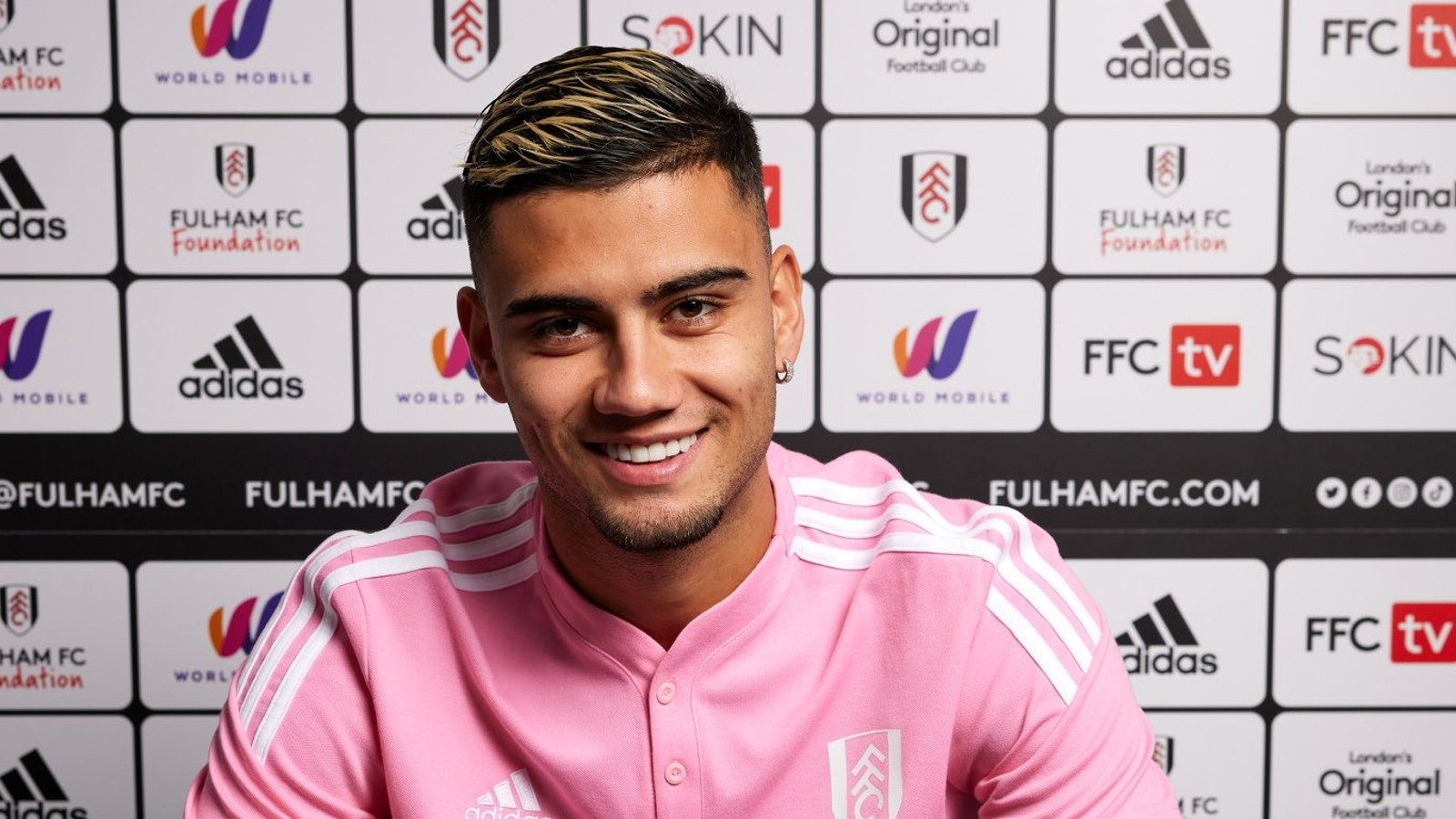 Transfer News Fulham Sign Manchester United Midfielder Andreas Pereira