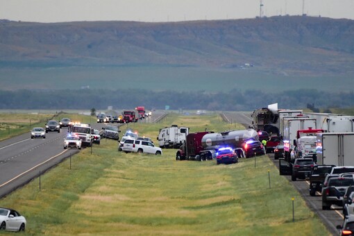 Dust Storm Leads to Vehicle Pile-up in Montana Freeway Killing 6 - News18