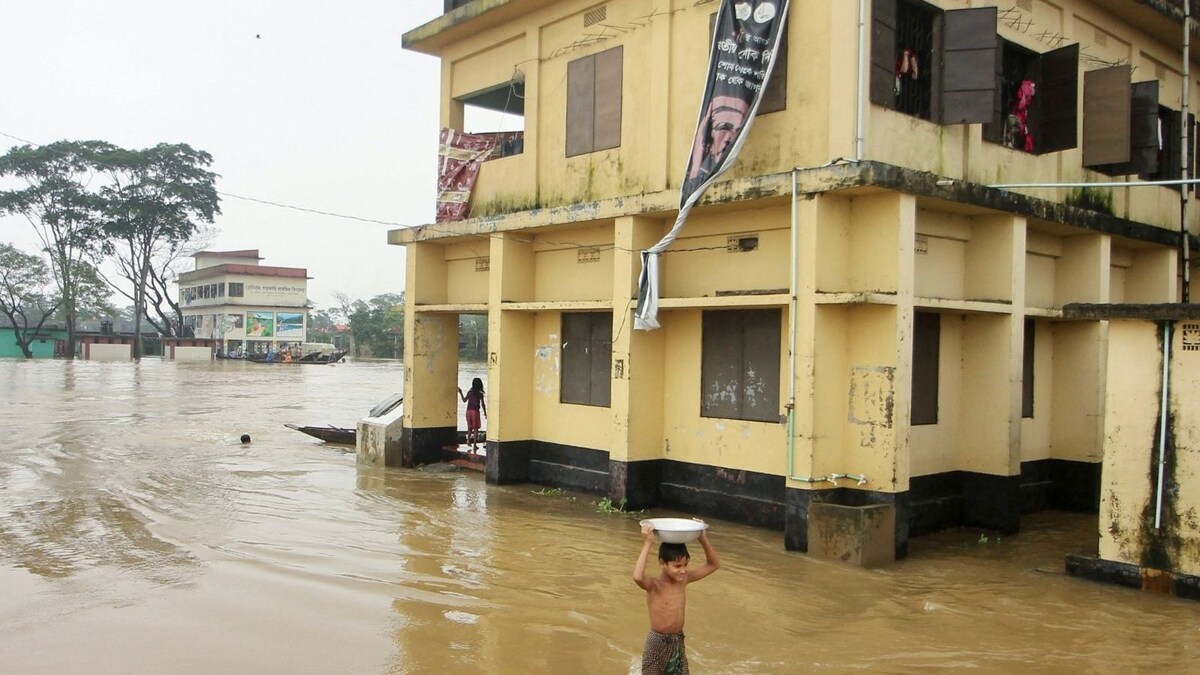 Bangladesh Floods: Situation Grim as Over 100 Dead in a Month; 64 Districts Affected