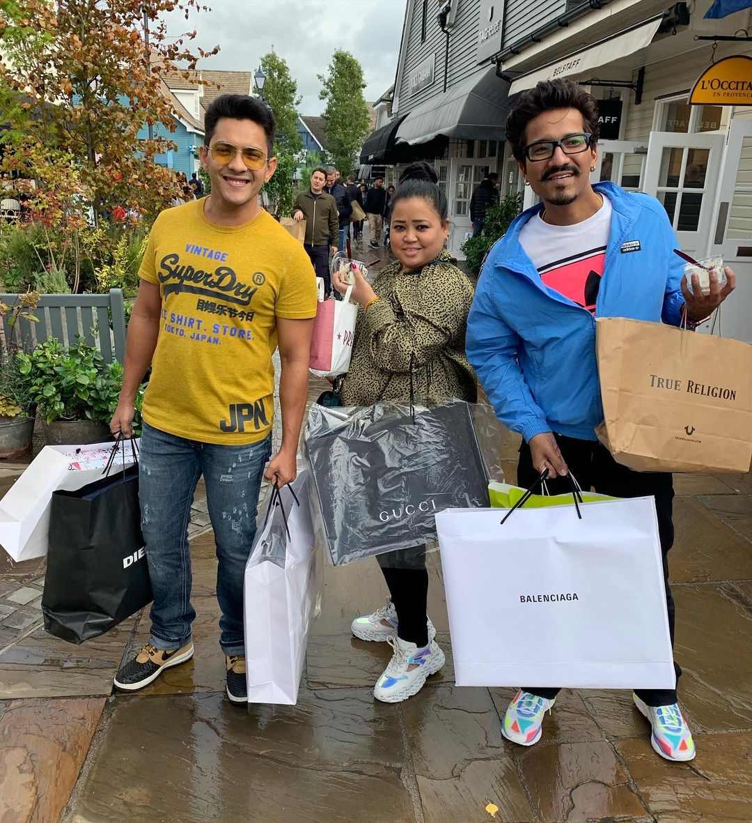 Bharti Singh along with Haarsh Limbachiyaa and Aditya Narayan enjoyed a day shopping in London. (Image: Instagram)