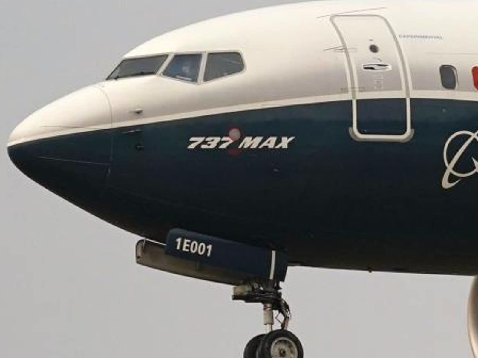 Boeing Sees Progress on 787 But Warns Supply Chain for 737 MAX
