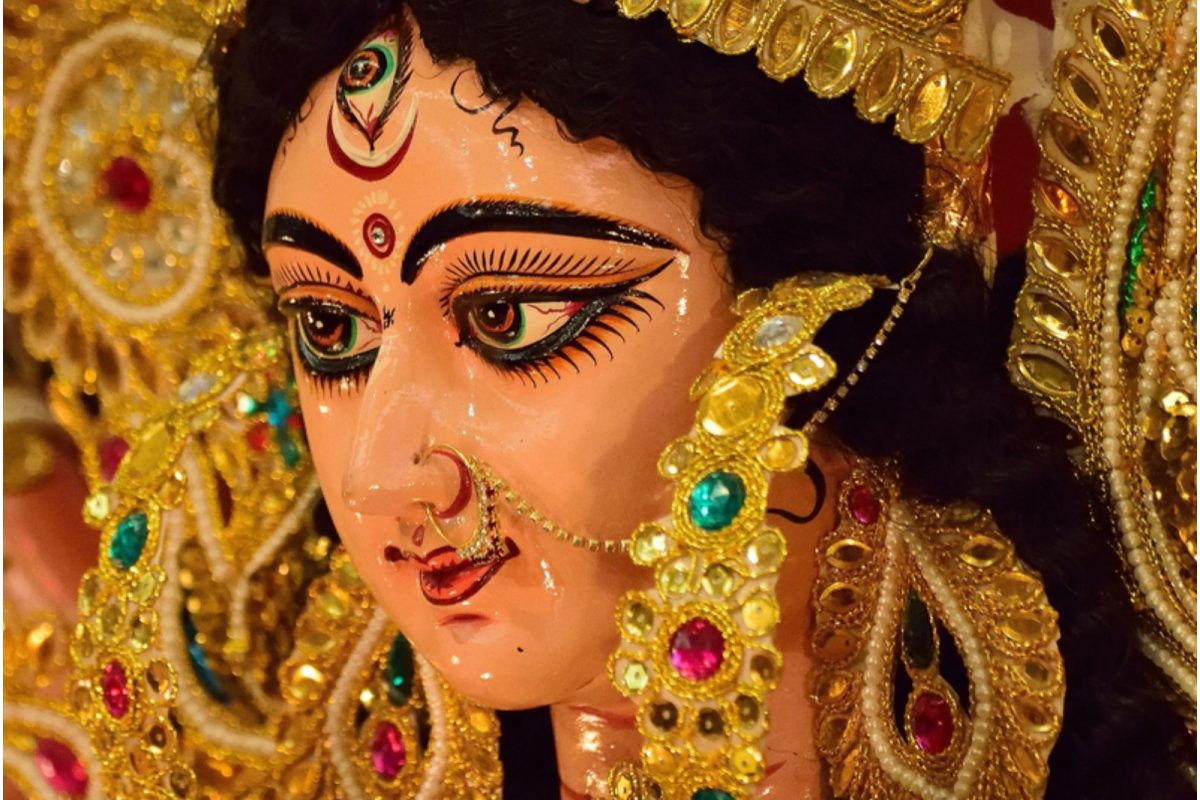 Durga Puja 2022: History and Significance of 10 Weapons of the Maa ...