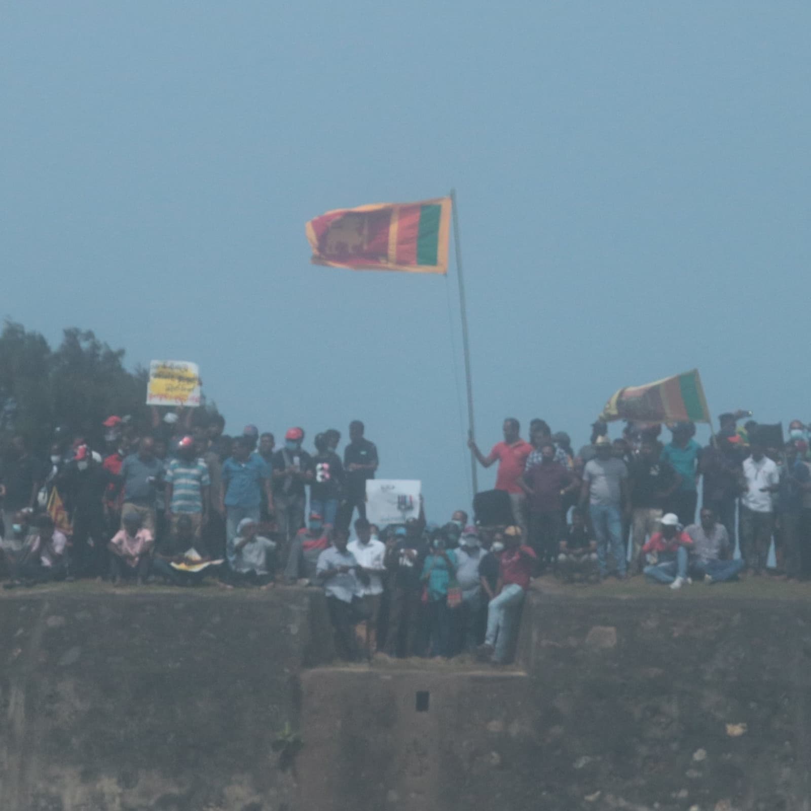SL v AUS: Protestors Reach Galle International Stadium, Watch Proceedings  from Dutch Fort