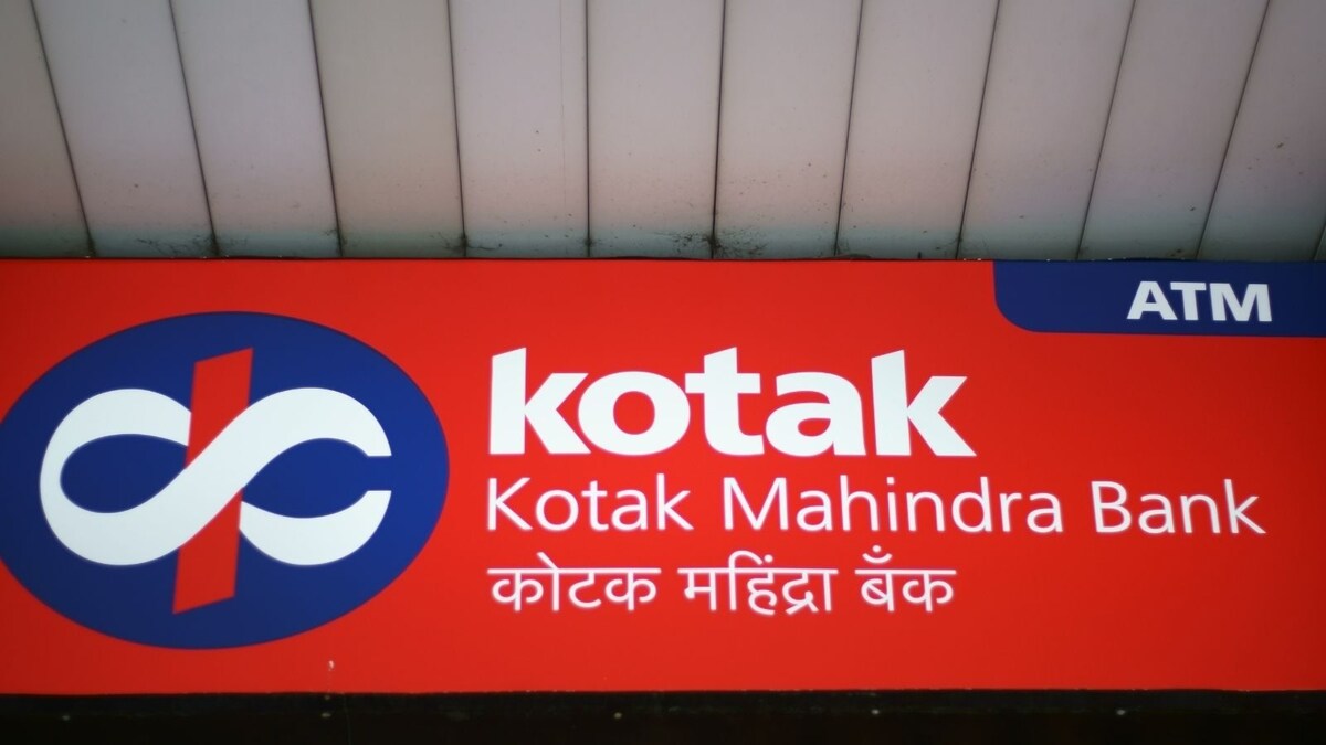 Kotak Mahindra Bank Q1 Results Net Profit Jumps 26 To Rs 20711 Crore Nii Up By 19 News18 2244