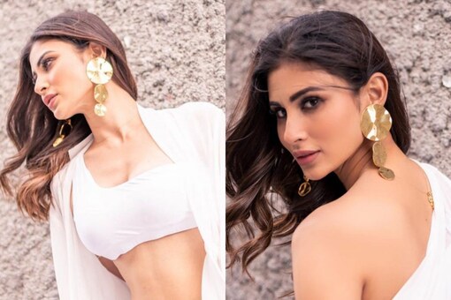 Mouni Roy is setting fire on social media with her latest pics (Photo: Instagram) 