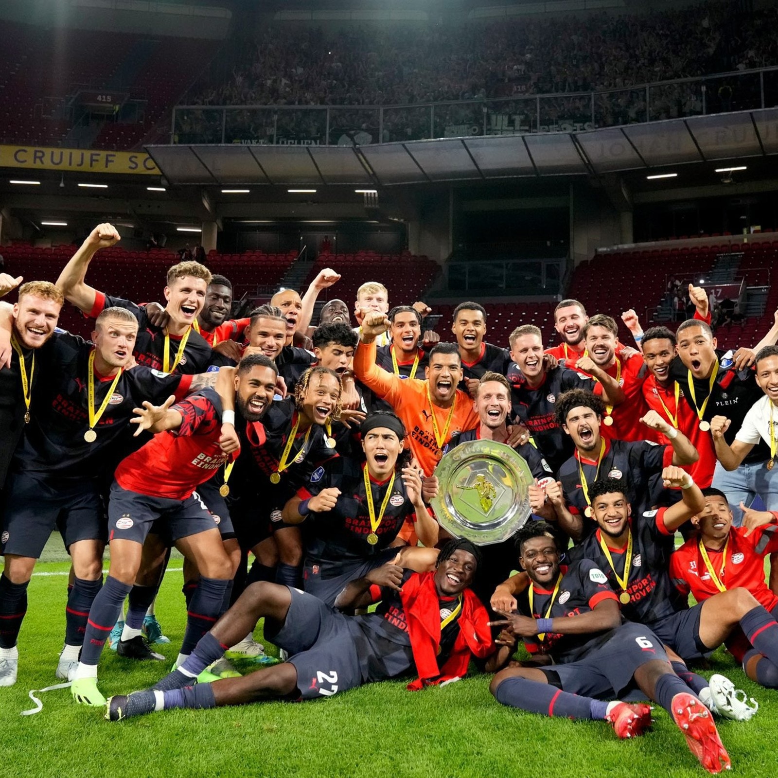 GTV SPORTS+ on X: Ruud van Nistelrooy has just led PSV Eindhoven to their  second trophy of the season by beating rivals Ajax in the KNVB finals. Full  time PSV 1- 1