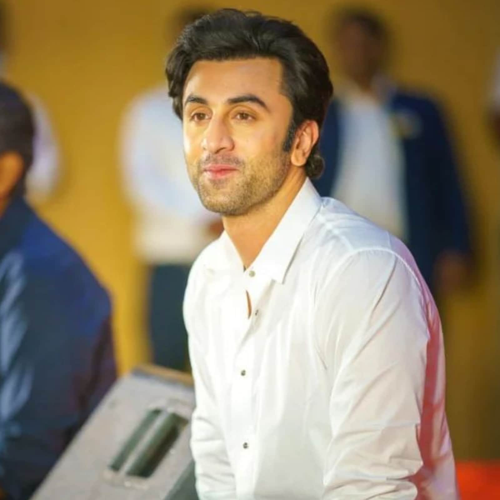 Ranbir Kapoor Gives Savage Reply As Paparazzi Tell Him See You at the  Wedding Watch ROFL Video  News18