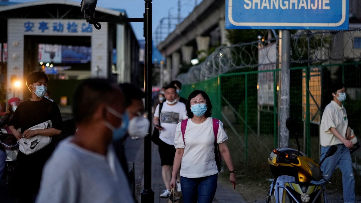 With Millions Still Under Lockdown, China Adds More Curbs Across Cities