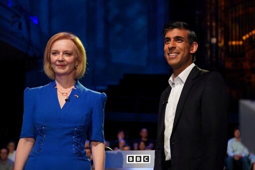Candidates Rishi Sunak and Liz Truss take part in the BBC Conservative party leadership debate (Image: Reuters)