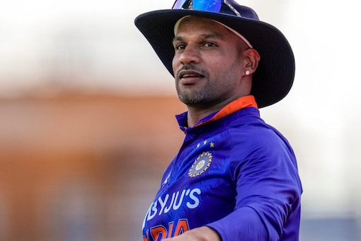 Shikhar Dhawan's Unique Leadership Style Doesn't Stop Him From Telling the  Bowler 'Listen Your Plan Isn't Working'