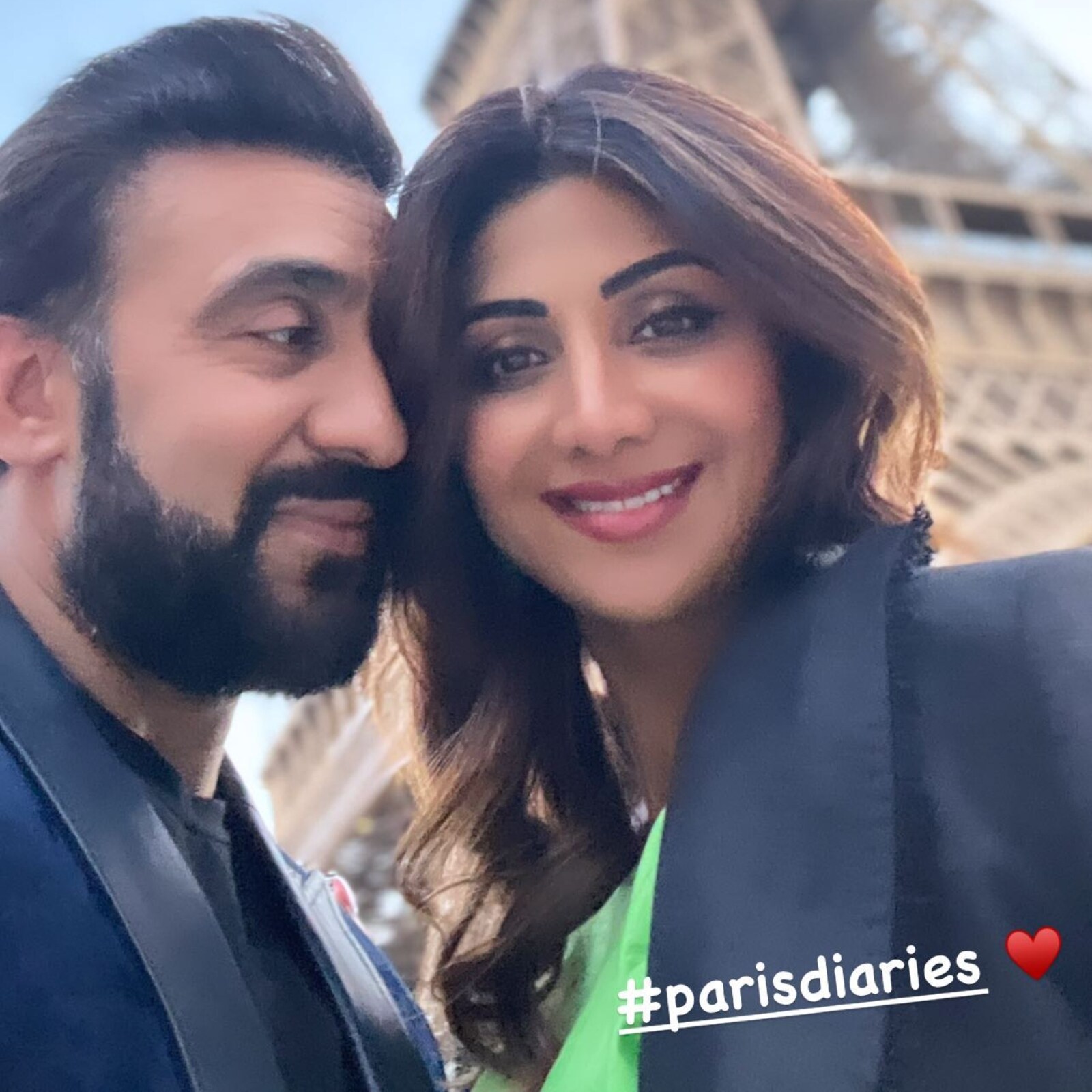 1600px x 1600px - Shilpa Shetty's Hubby Raj Kundra Makes Rare Appearance on Instagram As  Couple Gets Cosy in New Pic - News18
