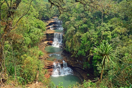 Meghalaya is beautiful in the monsoons and a must-visit with friends