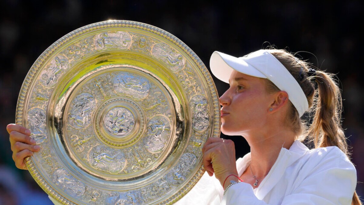 Elena Rybakina Battles Back against Ons Jabeur to Win Wimbledon Title