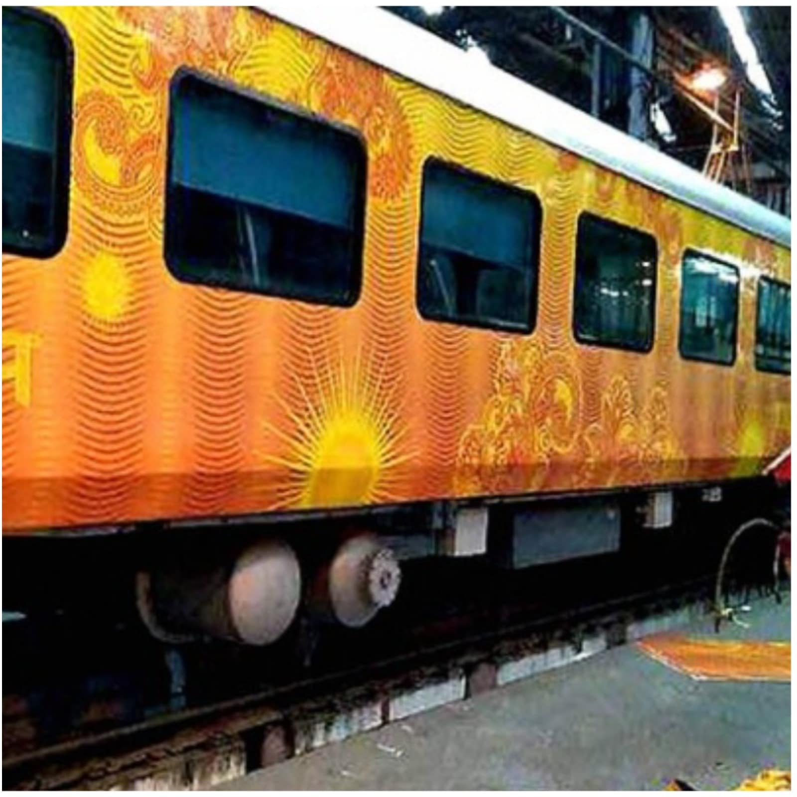 Does IRCTC Compensate Passengers if Tejas Express Gets Delayed? Yes, Here's  How