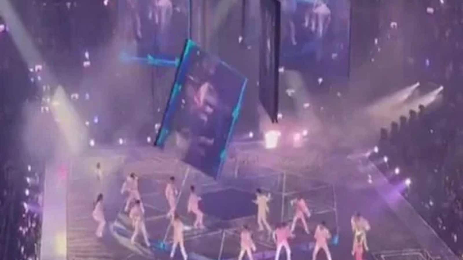 At Boyband Mirror Concert in Hong Kong, 2 Dancers Injured as Giant
